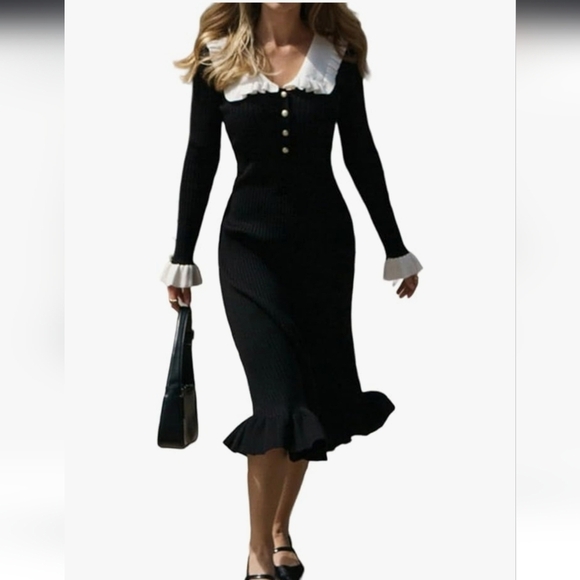 funmbro Dresses & Skirts - Chic Black and White Long Sleeve Dress